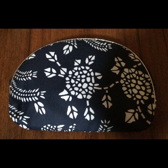 4 LIGHT WEIGHT VERSATILE NESTED POUCHES - Picture 3 of 3